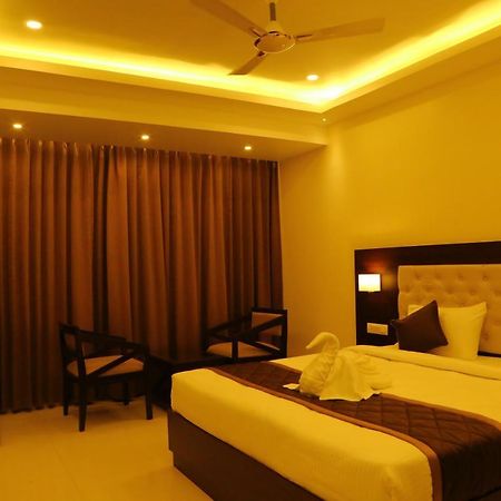 Hotel Vsr Grand Madanapalle Exterior foto
